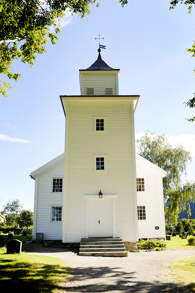 Høle Kirke